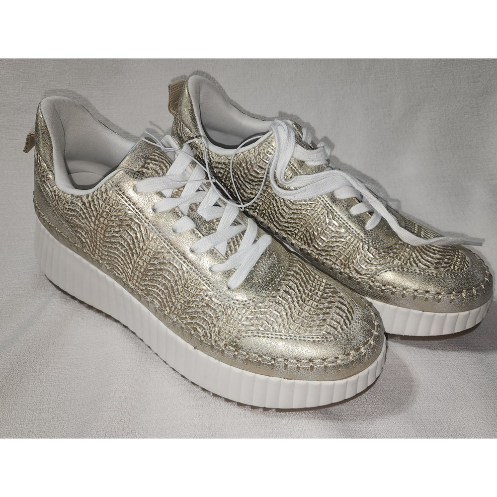 universal thread shoes silver memory foam size 11